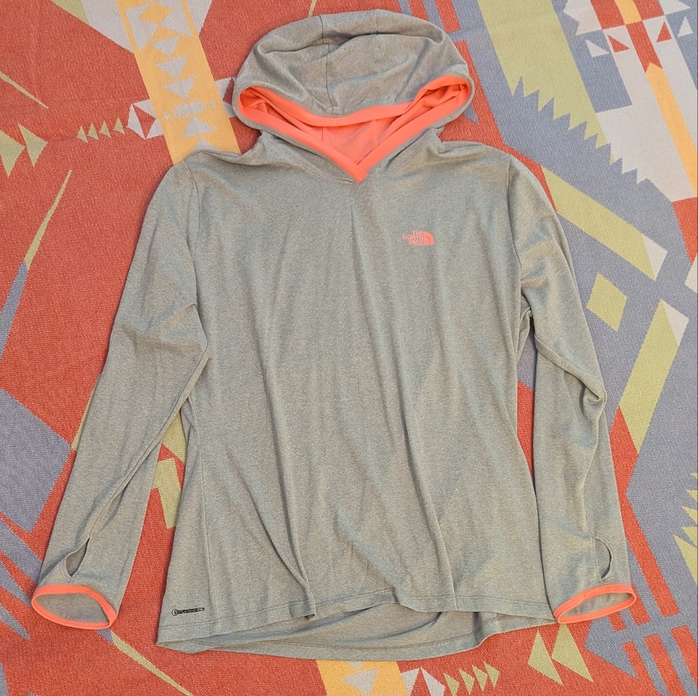 Women's L North Face Light Weight Pullover Hoodie